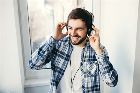 Can You Listen to Music While Fasting: An Insightful Exploration